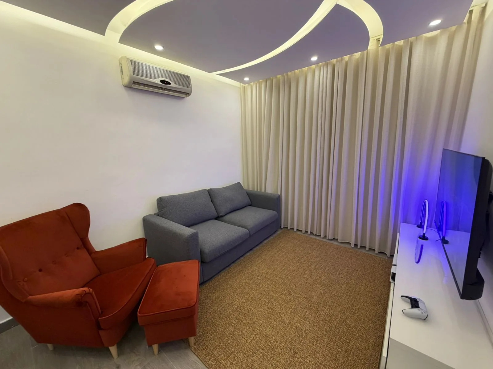Game room with PS5