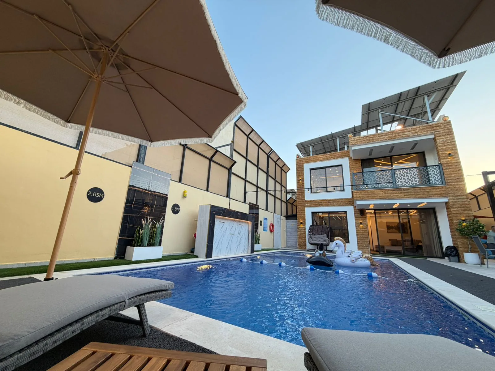 Pool by day